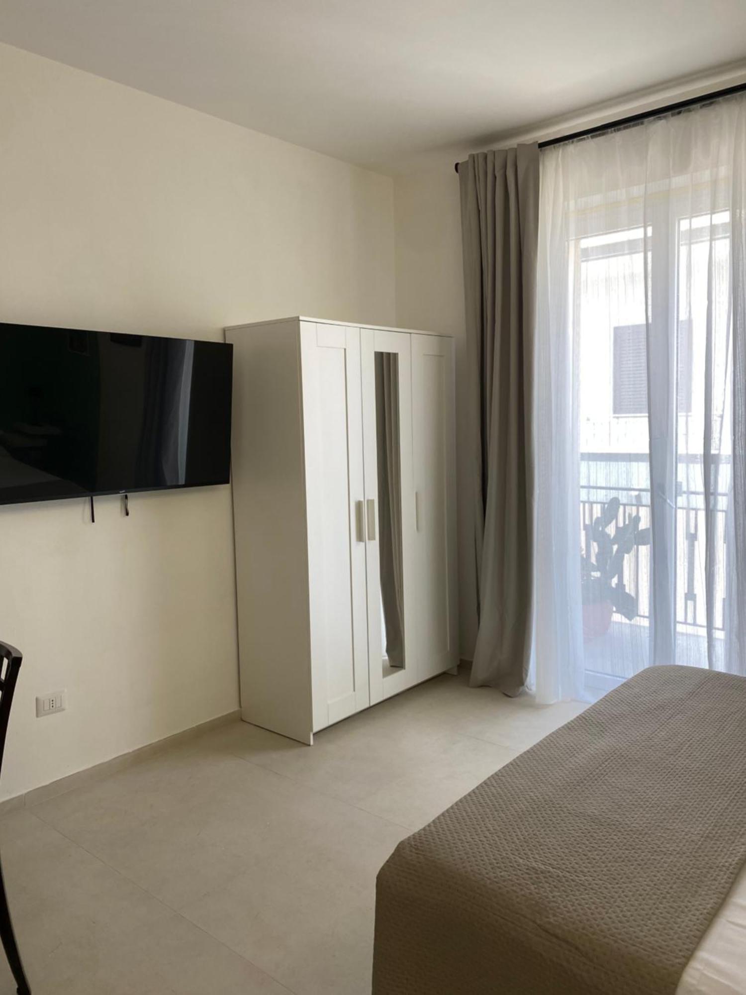 Le Buguse Suite Apartment Lecce Esterno foto