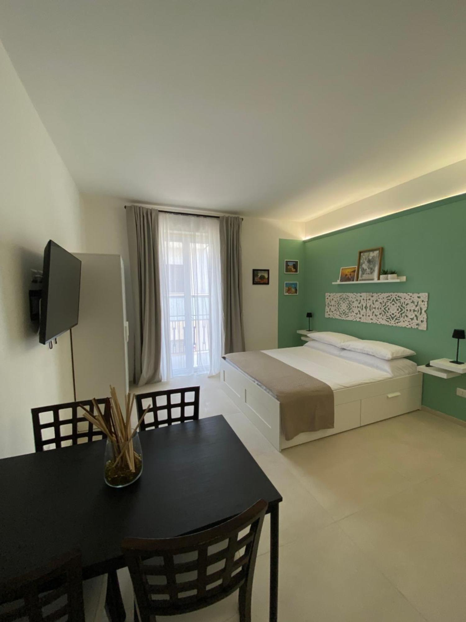 Le Buguse Suite Apartment Lecce Esterno foto